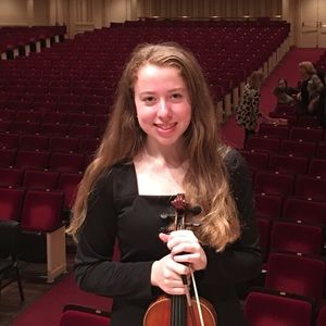 Meet your Posher, Julia